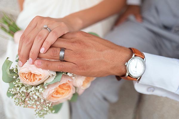 Is My Marriage Worth Saving? 6 Signs Of Worth Saving And 6 Signs Not