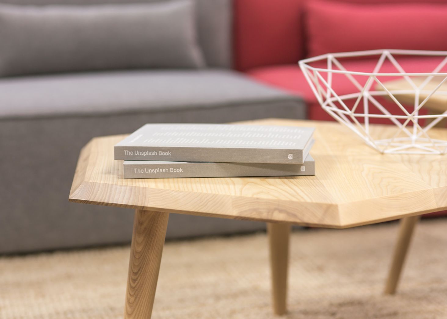 7 Best Folding Coffee Tables for Space-saving in 2022
